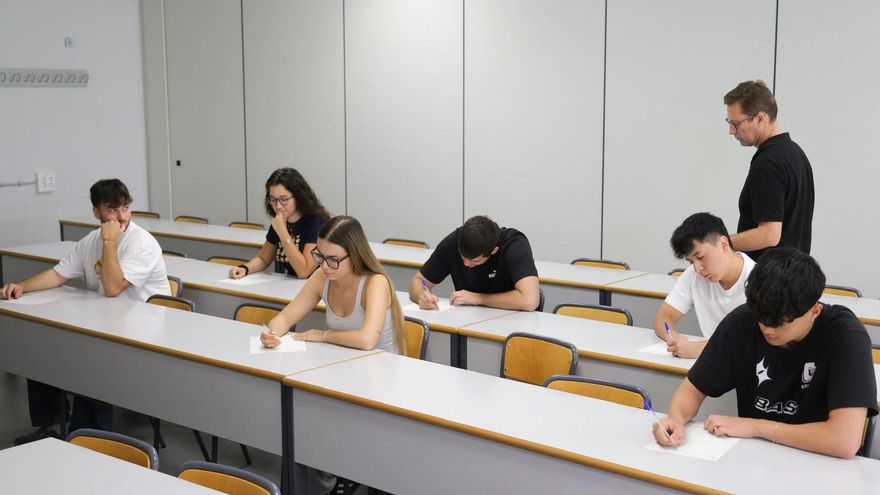 Educación establece servicios mínimos del 100 % para garantizar las pruebas de acceso a ciclos formativos de Grado Medio y Superior de FP