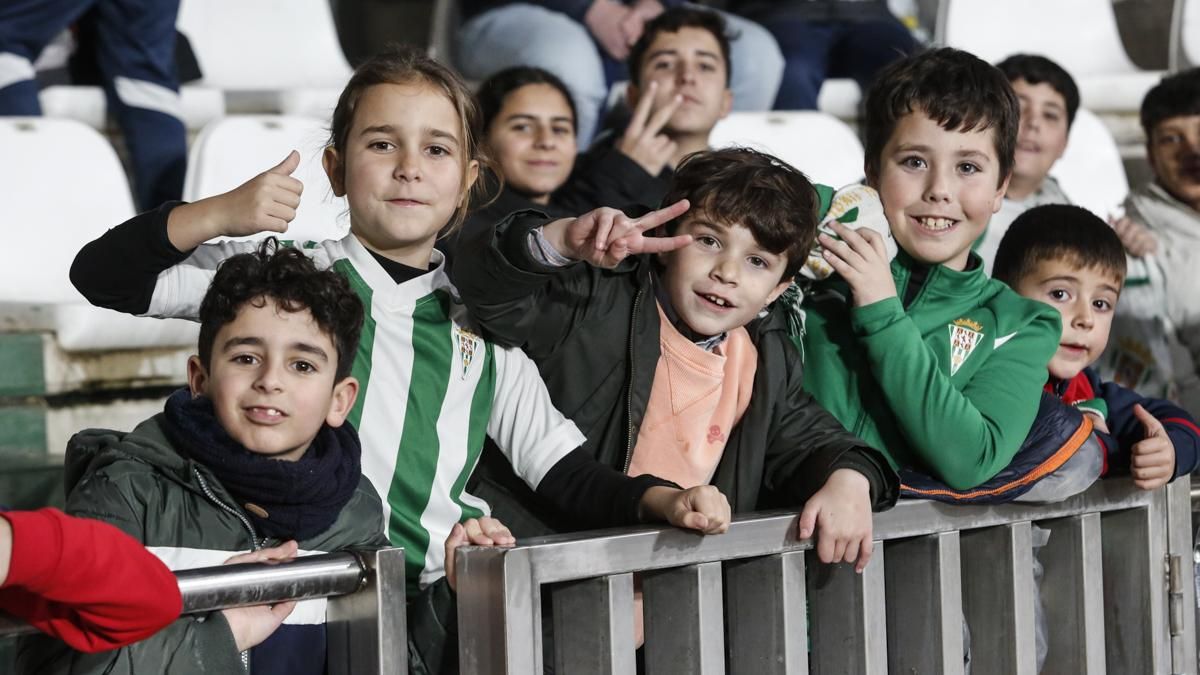 Grada Blanquiverde del Córdoba CF - Real Valladolid CF
