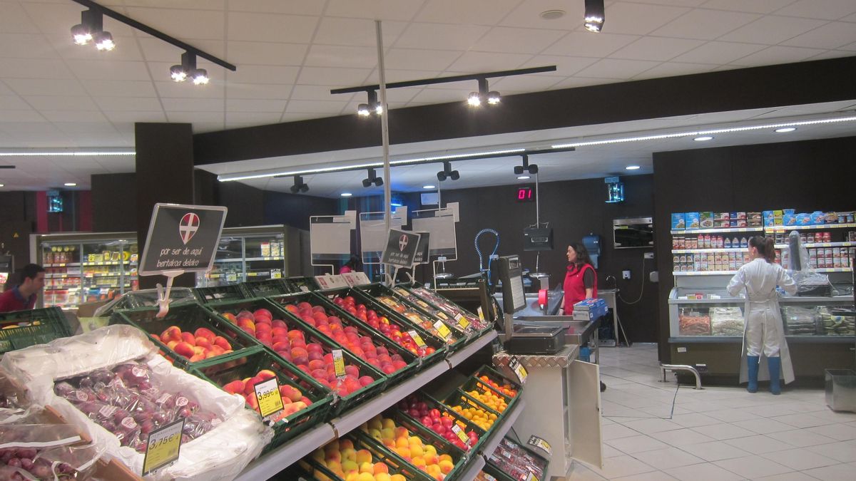 Eroski pone en marcha en Euskadi un nuevo formato de supermercado de proximidad, con una inversión de 1,8 millones