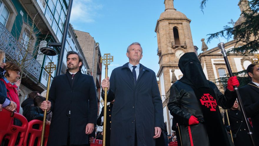 Rueda ensaya una presidencia de poder absoluto sin contrapesos y distanciada de la sombra de Feijóo