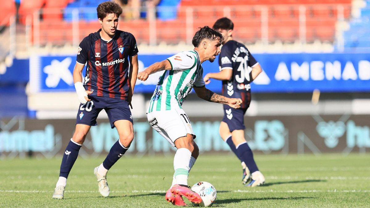 Las imágenes del SD Eibar - Córdoba CF