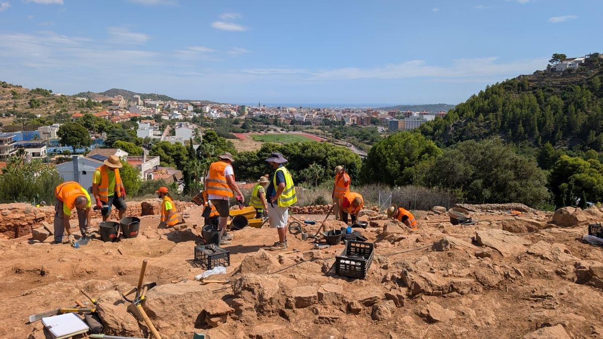 Trabajos en el poblado ibérico de Sant Josep, en la Vall d'Uixò.