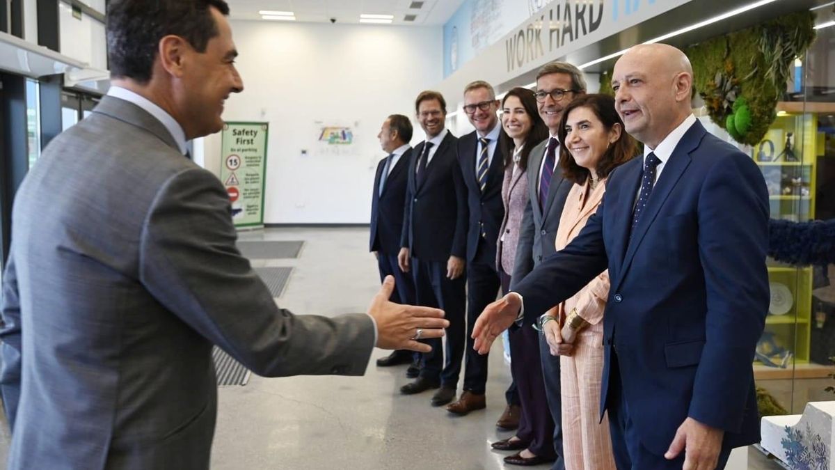 El alcalde de Dos Hermanas pide a Moreno que la línea 3 del Metro llegue al Polígono la Isla y a Megapark