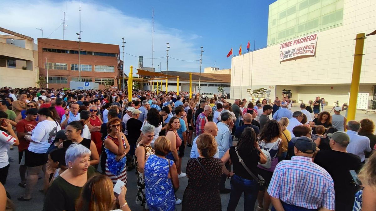 Vecinos de Torre Pacheco y localidades cercanas durante las protestas sucedidas este verano. GLORIA PIÑERO
