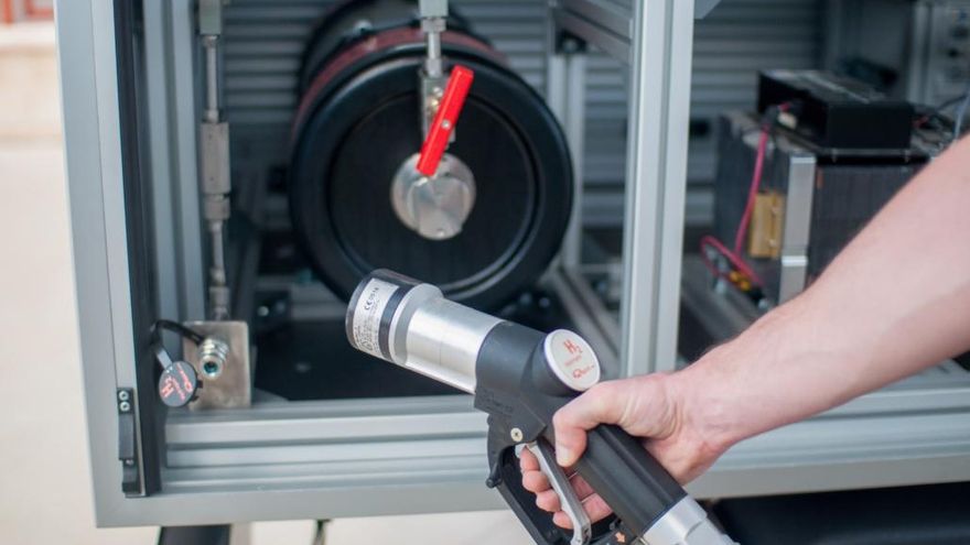 Boca de un surtidor de hidrógeno.