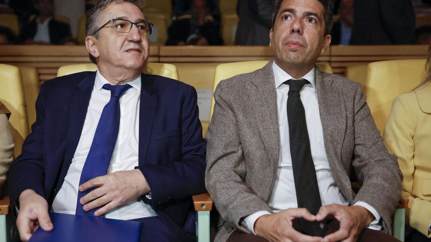 El Gobierno de Mazón veta en la formación de profesores los cursos sobre Antifascismo y Memoria Democrática