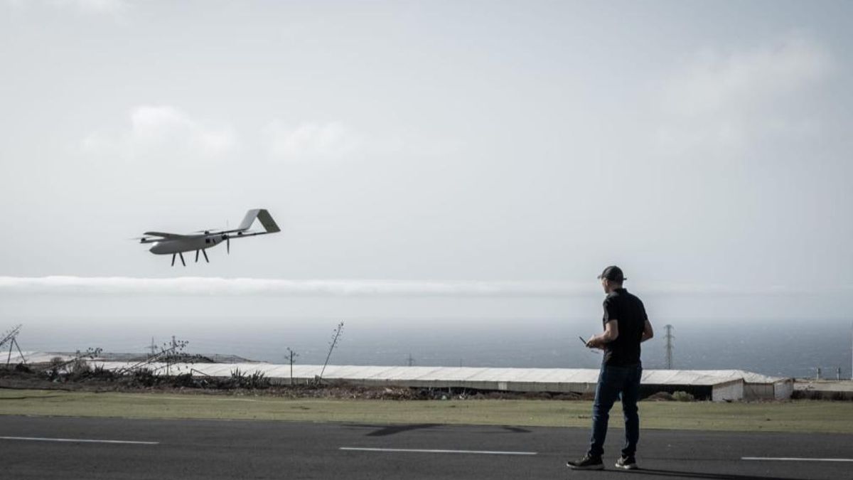 Vuelo de prueba del dron  del proyecto PERSEO. Fotos de José Lopez Feliciano y su grupo  IUMA-ULPGC.