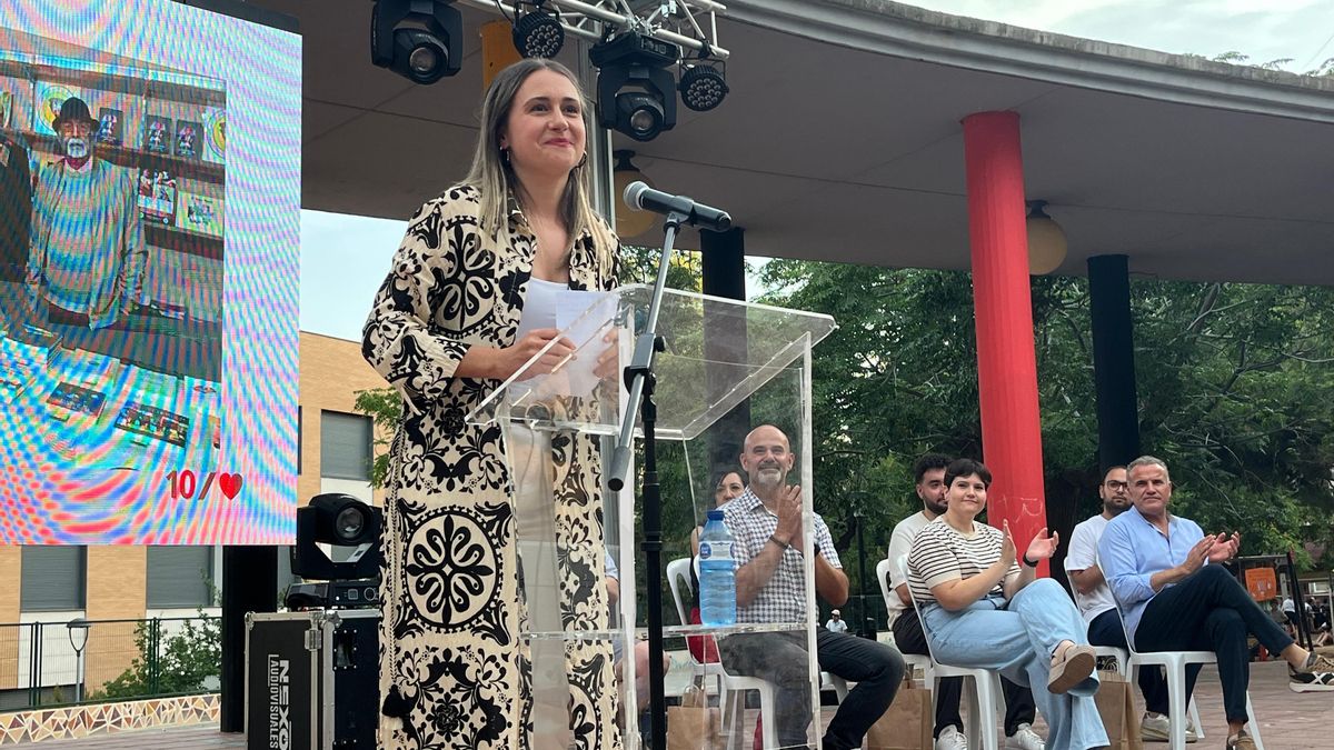 Tania Baños, durant la seua intervenció en l'acte de celebració del seu desé aniversari com a alcaldessa.