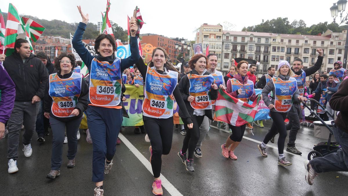 El Gobierno vasco se reunirá con responsables de Korrika para evaluar esta edición y cree “hirientes” imágenes de presos de ETA exhibidas