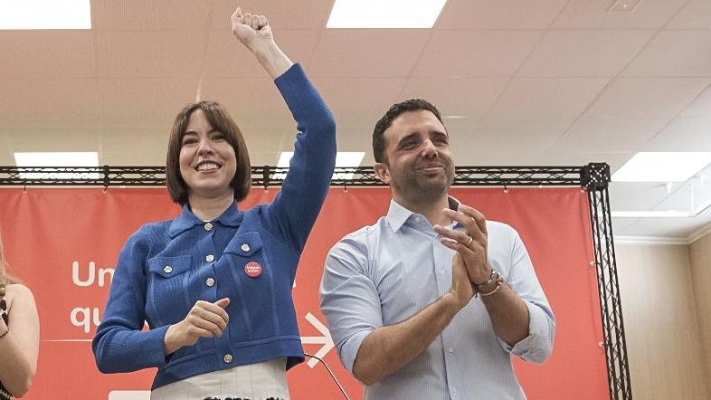 El alcalde de Sagunt y nuevo líder socialista del Camp de Morvedre, junto a la secretaria general del PSPV, Diana Morant.