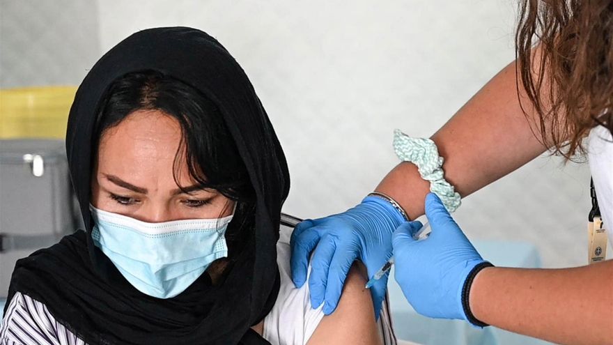 El personal sanitario de Grecia protesta contra la vacunación obligatoria
