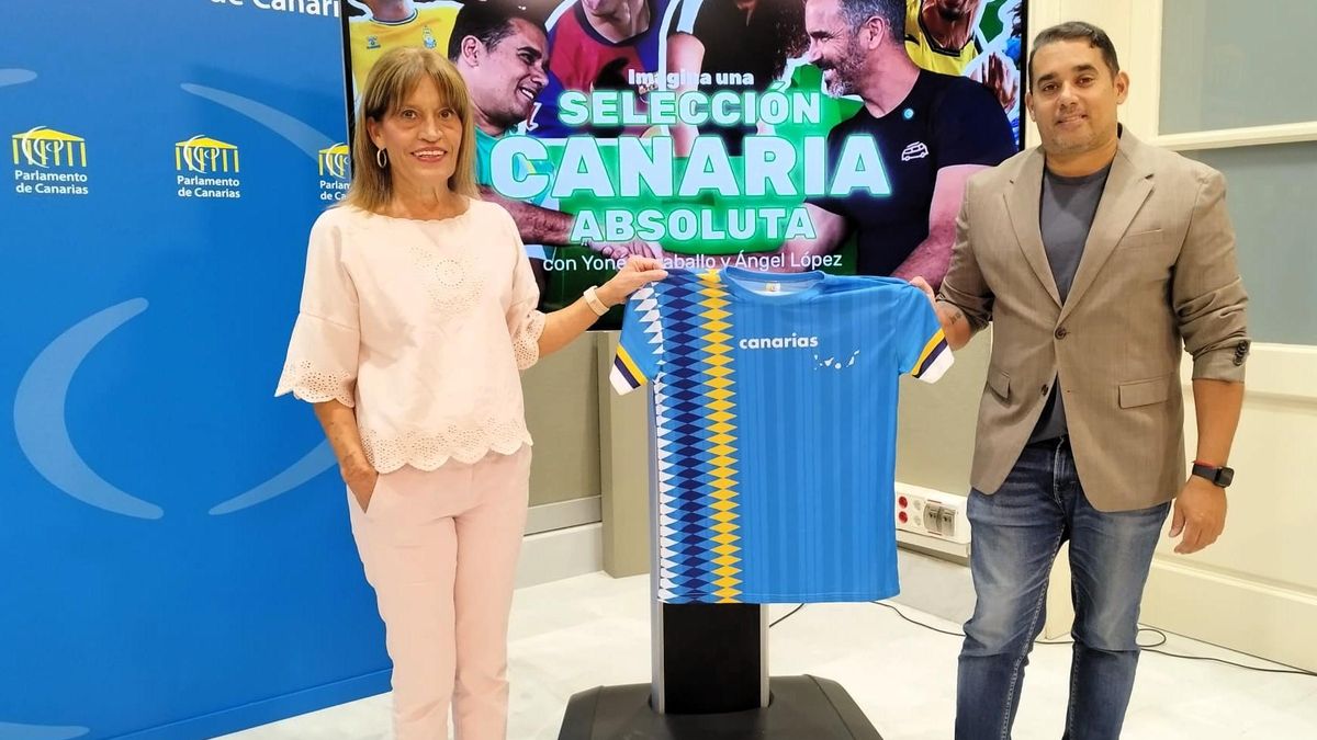 Rueda de prensa de Nueva Canarias este lunes que reclama la vuelta de la Selección Canaria de Fútbol, femenina como masculina.