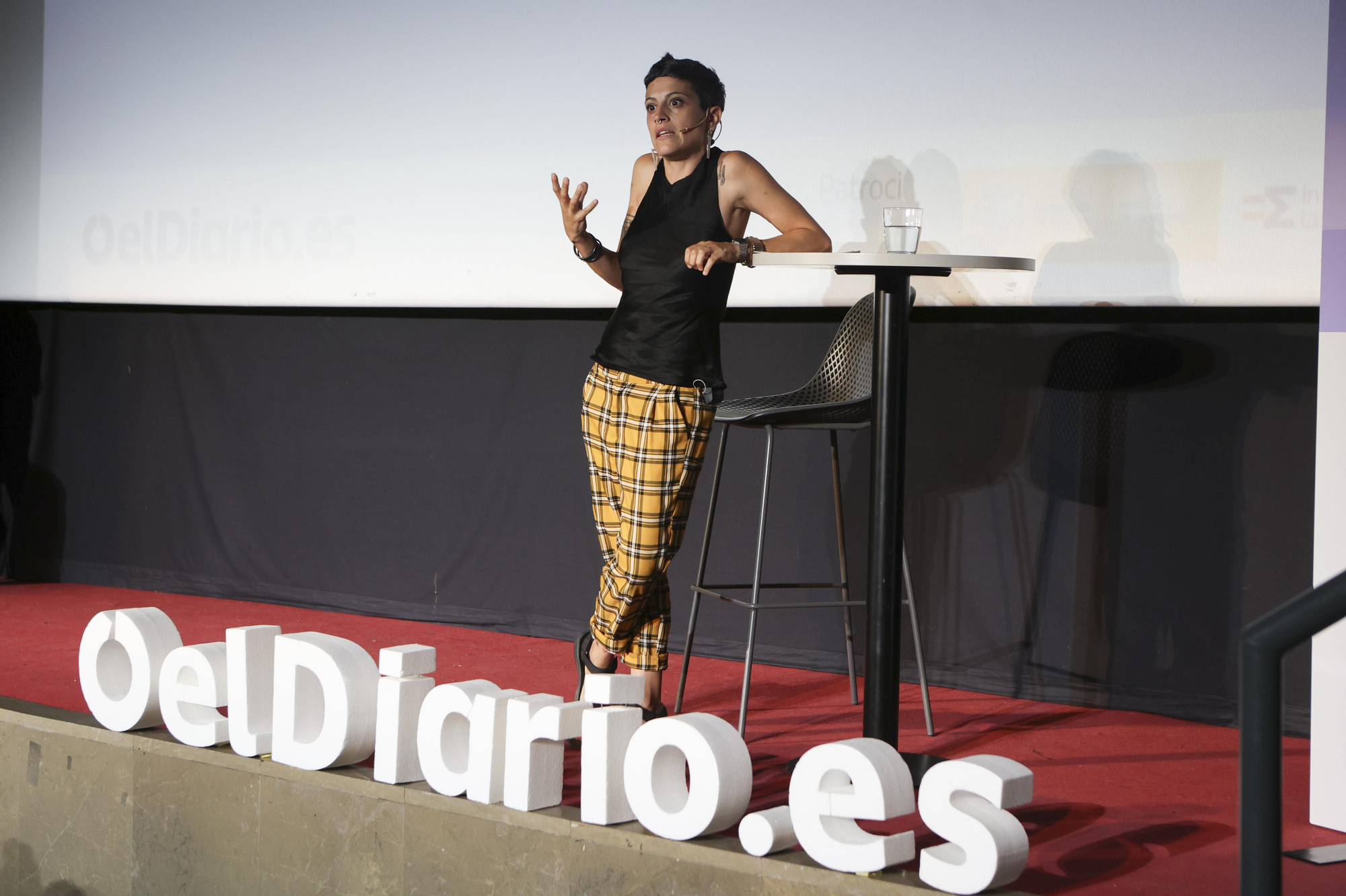 Rebeca Paz, durante el taller "Pasar a la acción: algunos trucos, claves y consejos para resistir en los espacios digitales"