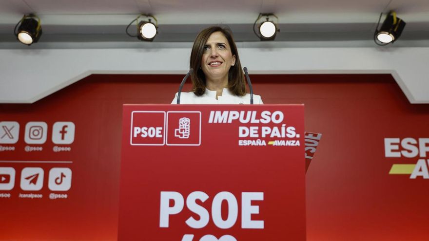 La portavoz de la Comisión Ejecutiva Federal del PSOE, Esther Peña, este lunes durante la rueda de prensa en la sede de Ferraz