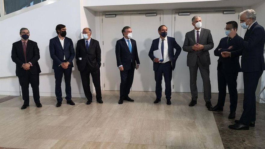 La gestión de los Next Generation pone al descubierto el dominio masculino en la Xunta de Feijóo