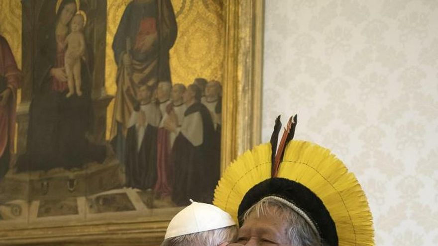 El Papa pide acoger a los migrantes para contribuir al desarrollo de la sociedad