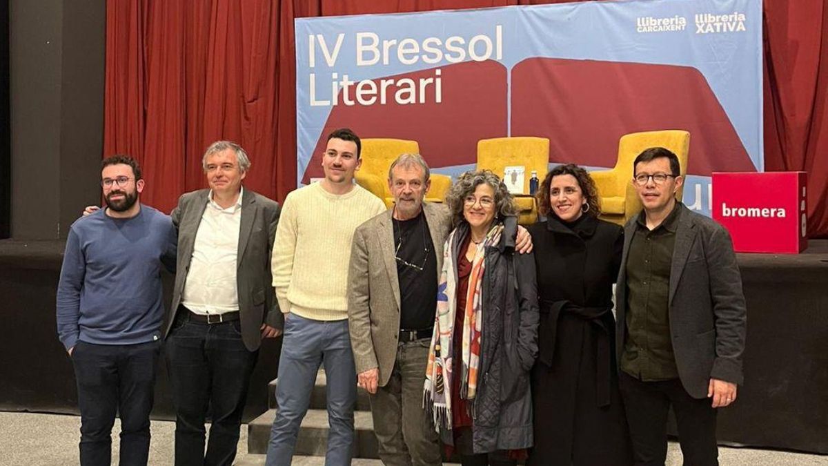 Bromera culmina la saga de Pierre Lemaitre amb una multitudinària visita de l'autor a València