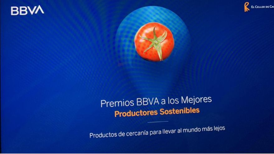 Cartel de los Premios BBVA a los Mejores Productores Sostenibles.