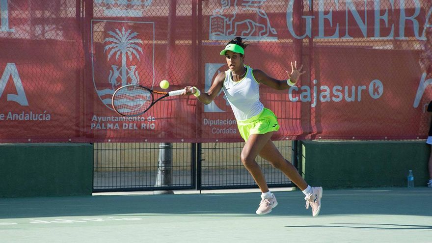 Las favoritas avanzan en el Open de Palma del Río