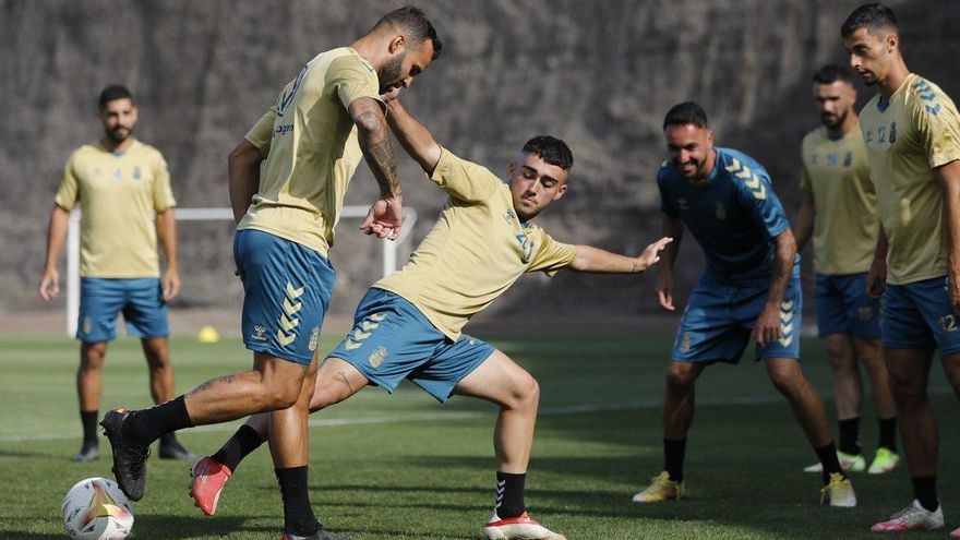 La UD Las Palmas, a recuperar su camino frente al líder