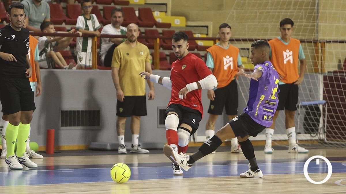 El partido amistoso del Córdoba Patrimonio contra el Jaén FS, en imágenes