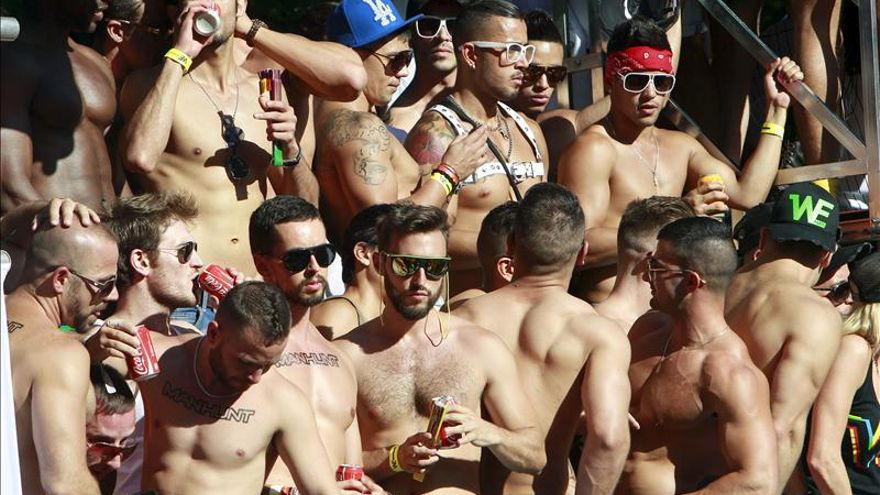Organizadores del Orgullo Gay anuncian que cambian el recorrido del desfile