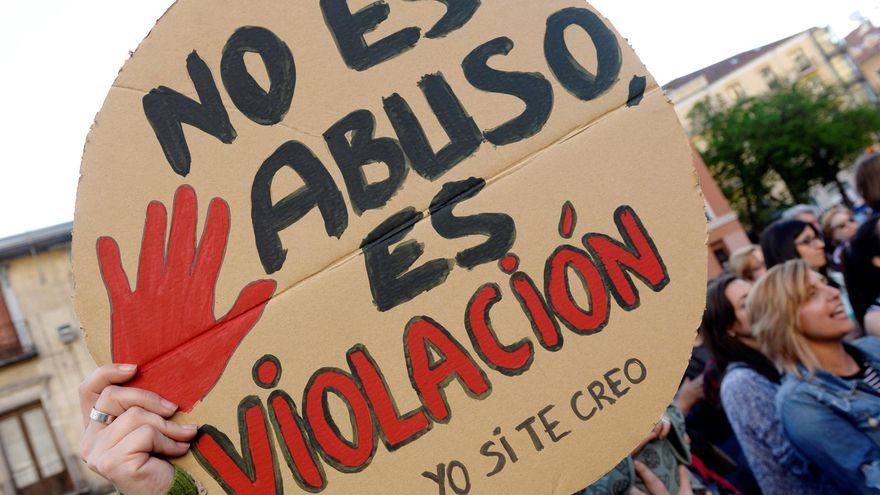 La violencia sexual adopta nuevas formas: de las agresiones grupales al acoso en redes