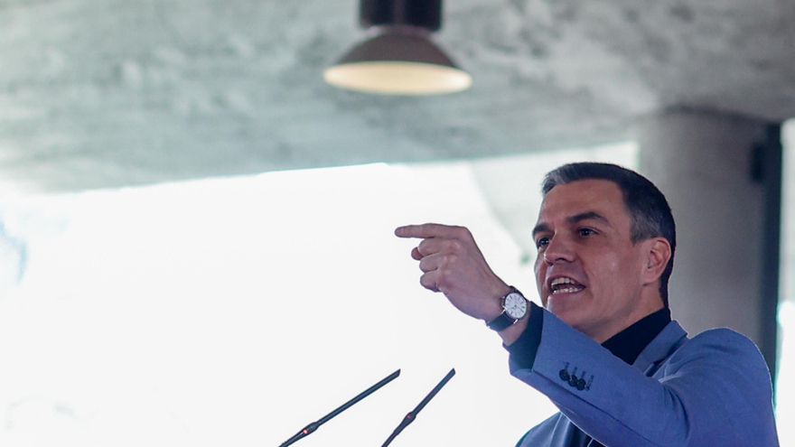 Sánchez sentencia a Ábalos para marcar la diferencia con el PP y evitar el desgaste ante las elecciones vascas y europeas