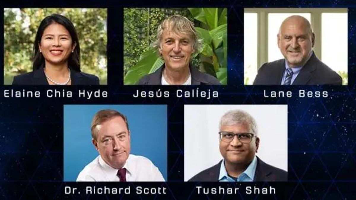 Los acompañantes de Calleja en su viaje al espacio