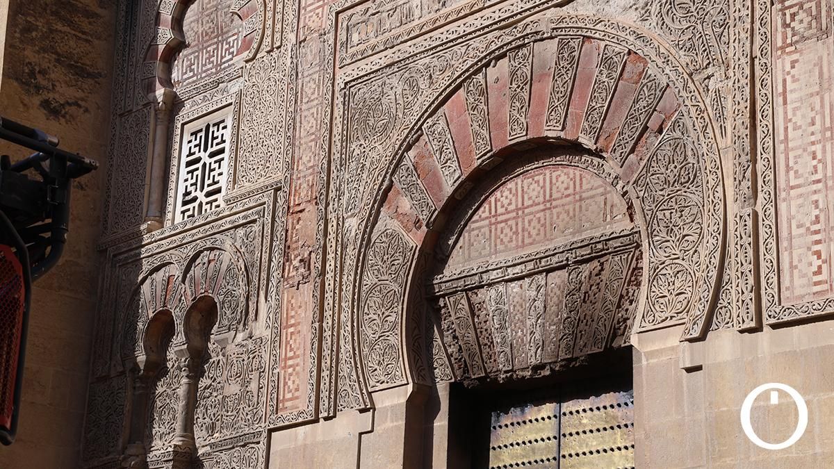 El día después del incendio en la Mezquita-Catedral, en imágenes