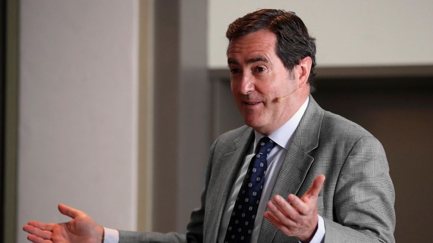 El presidente de la CEOE, Antonio Garamendi, participa en un desayuno informativo organizado por Club Diálogos para la Democracia este miércoles en Madrid. EFE/Juan Carlos Hidalgo