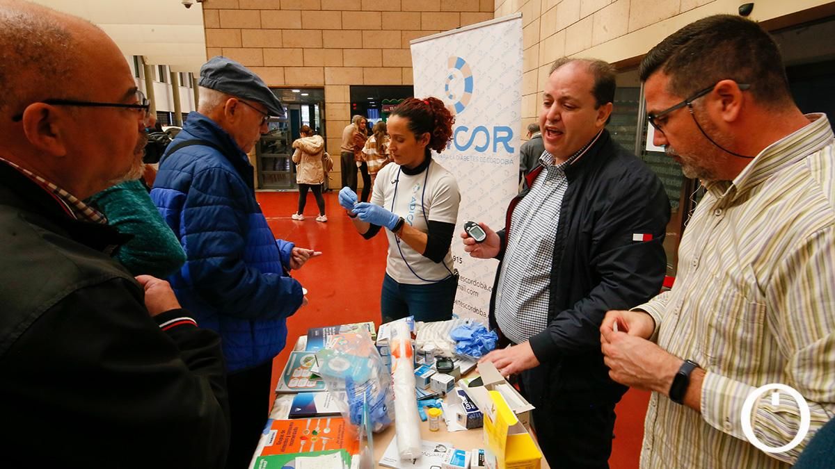 Mesa informativa por el Día Mundial de la Diabetes