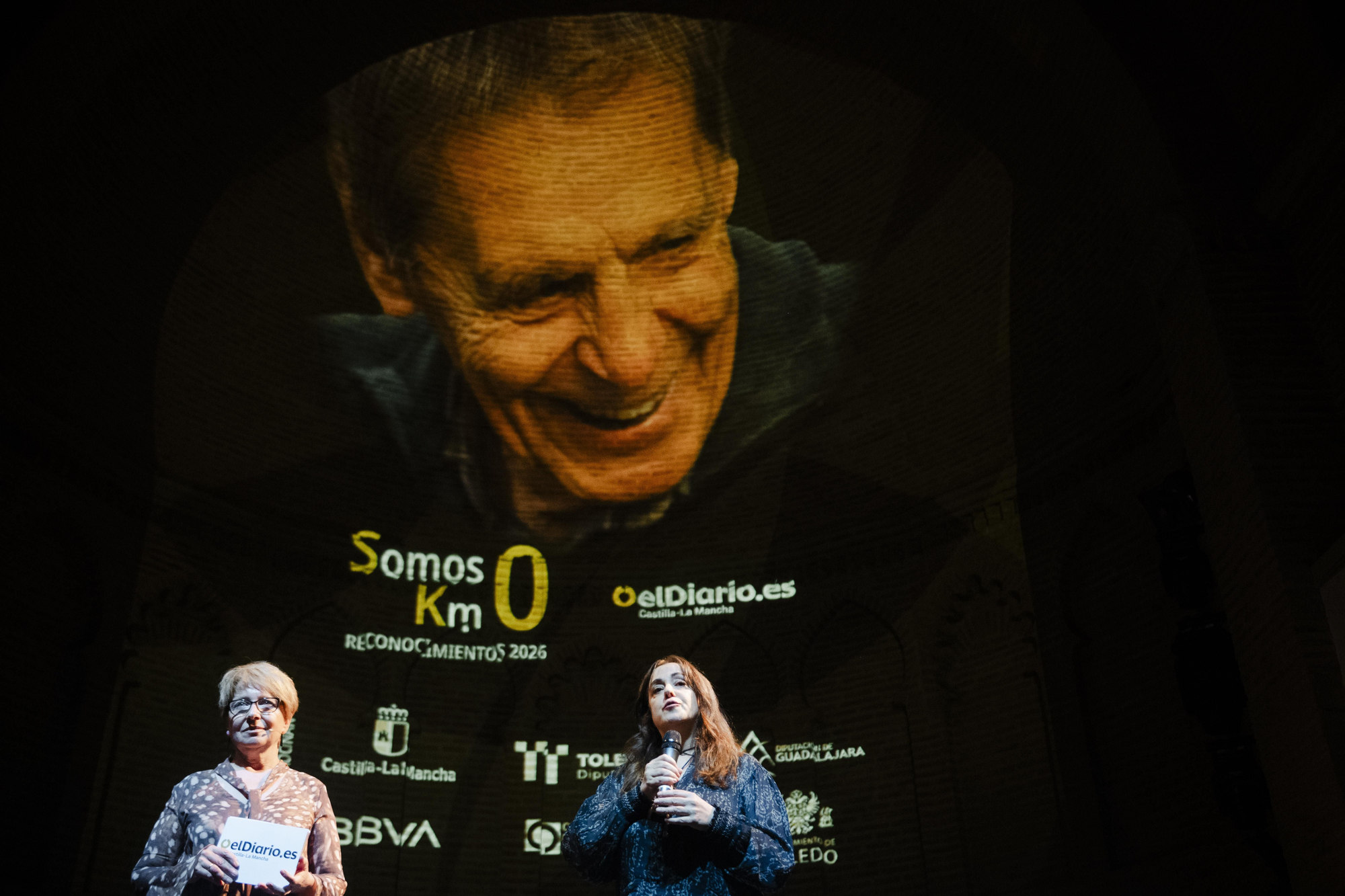 Inma Sánchez Morate y Carmen Bachiller, durante el homenaje a Jesús Fuentes Lázaro