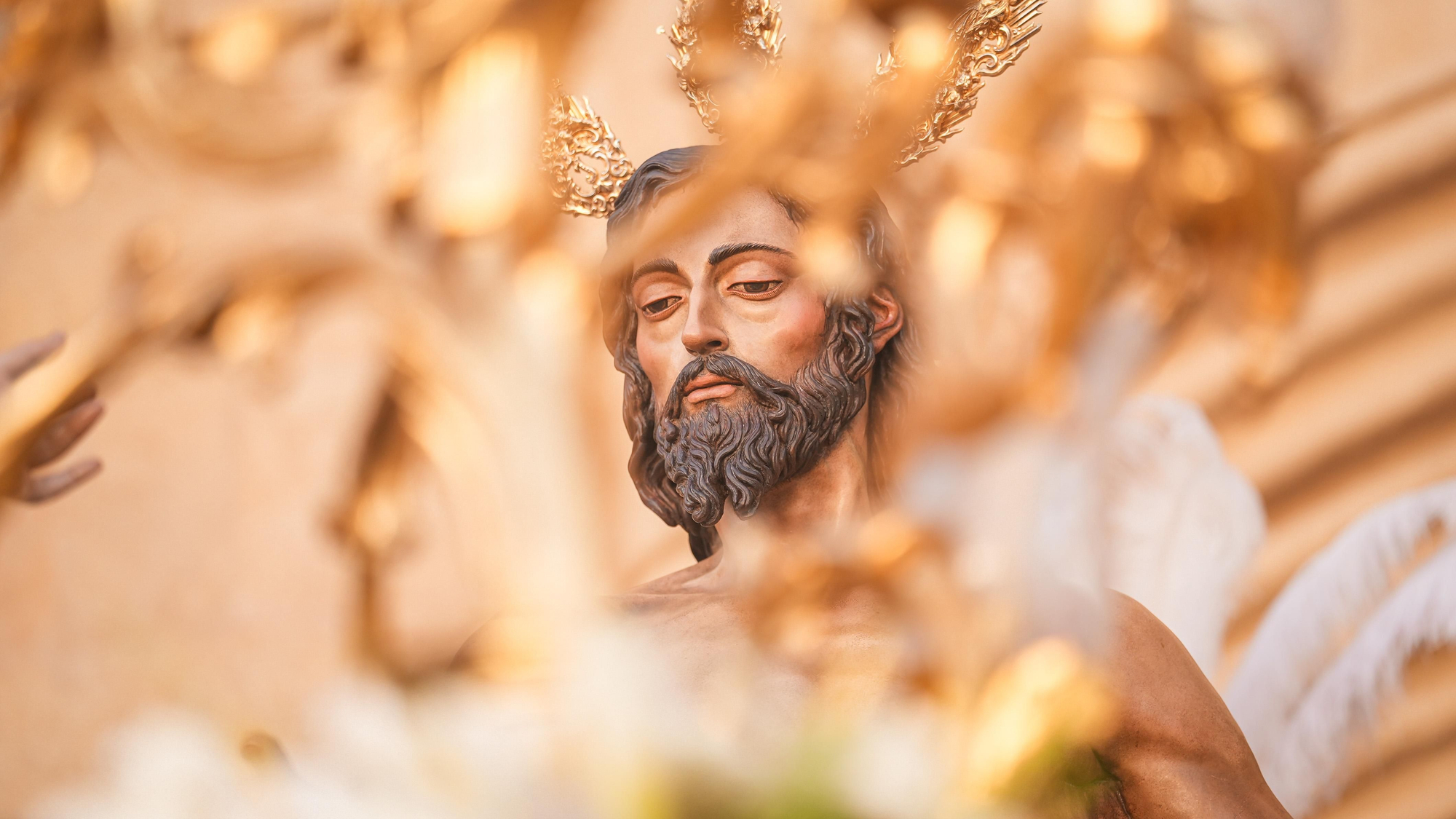 La procesión de El Resucitado, en imágenes