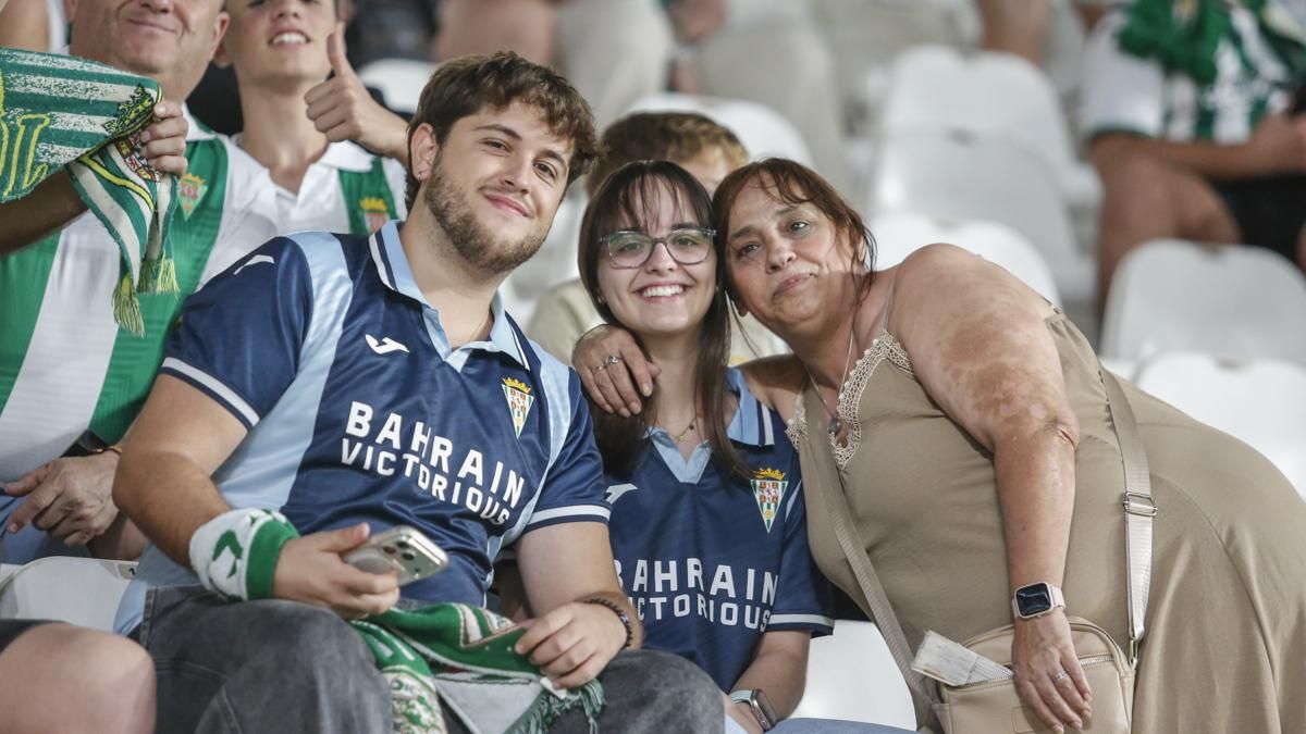Grada Blanquiverde del Córdoba CF - CD Tenerife