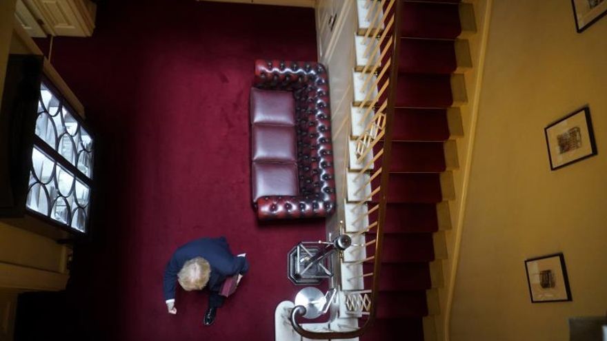 115 días para el precipicio: Londres y Bruselas se quedan sin tiempo para evitar el Brexit caótico