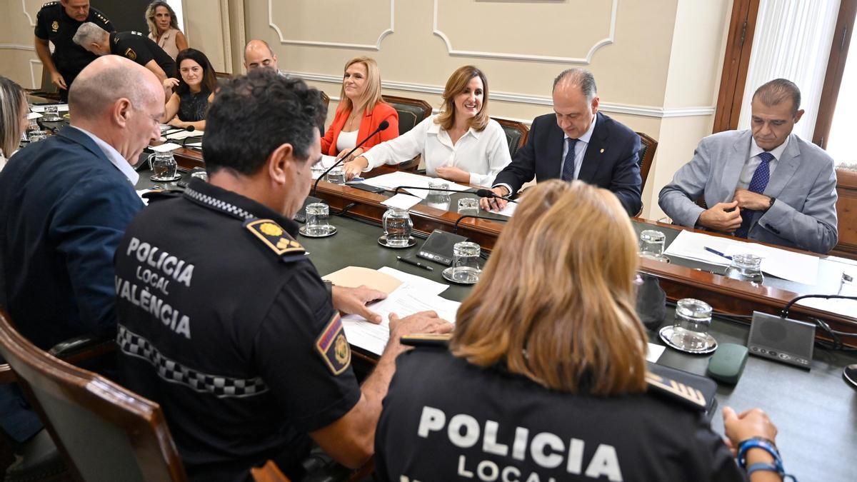 València reforzará la seguridad del 9 d’Octubre con más de 500 efectivos