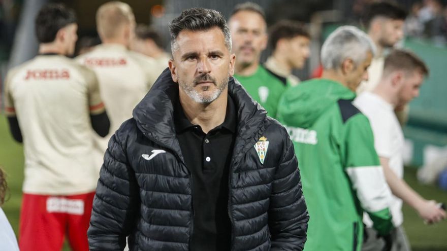 Iván Ania y la línea del VAR: "Depende de si tienes mucho trapecio o la camiseta grande"