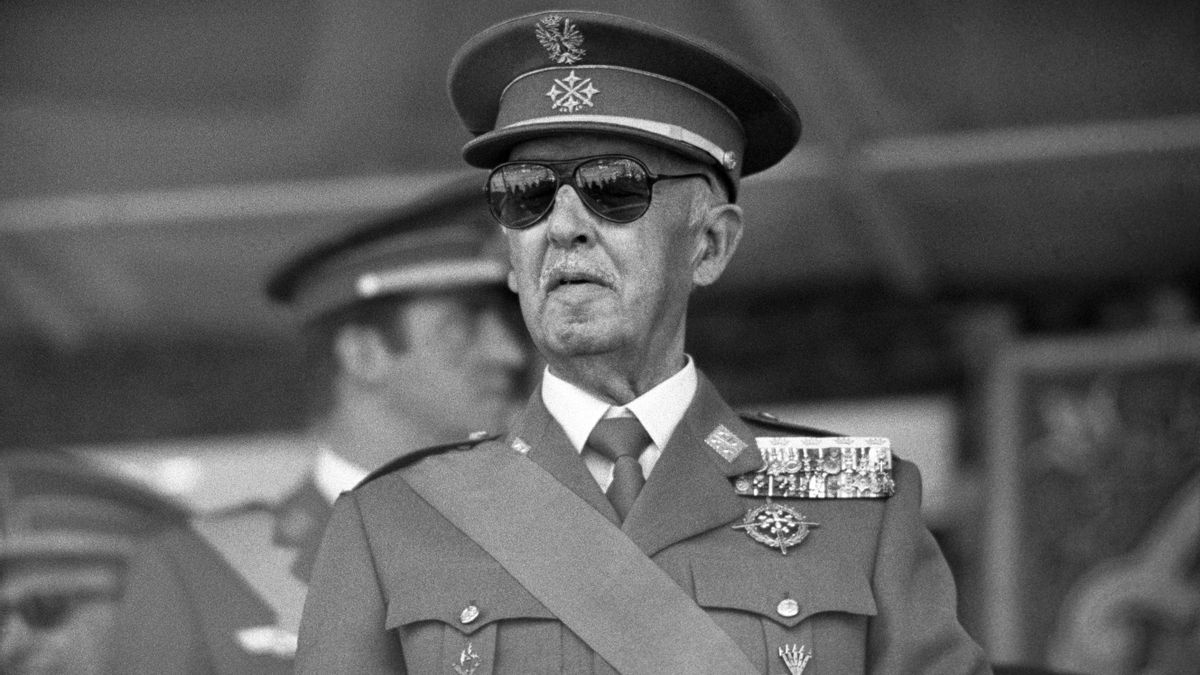 Cronología: cómo se gestó la caída de la dictadura franquista