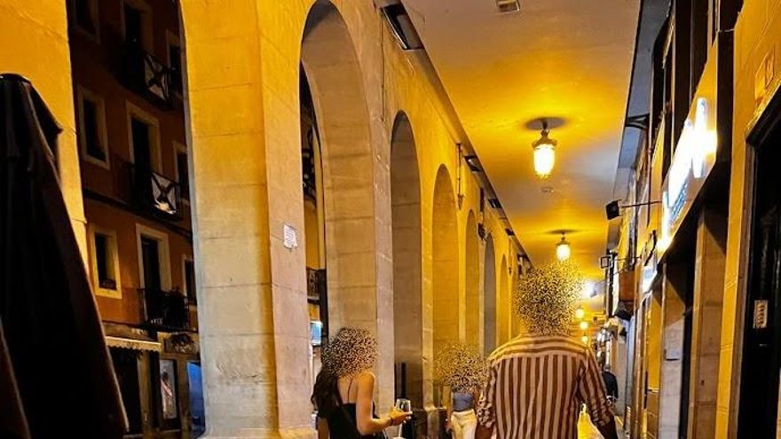 El vecindario del Casco Antiguo de Logroño está harto y pide "que se sancione a los hosteleros mercenarios"