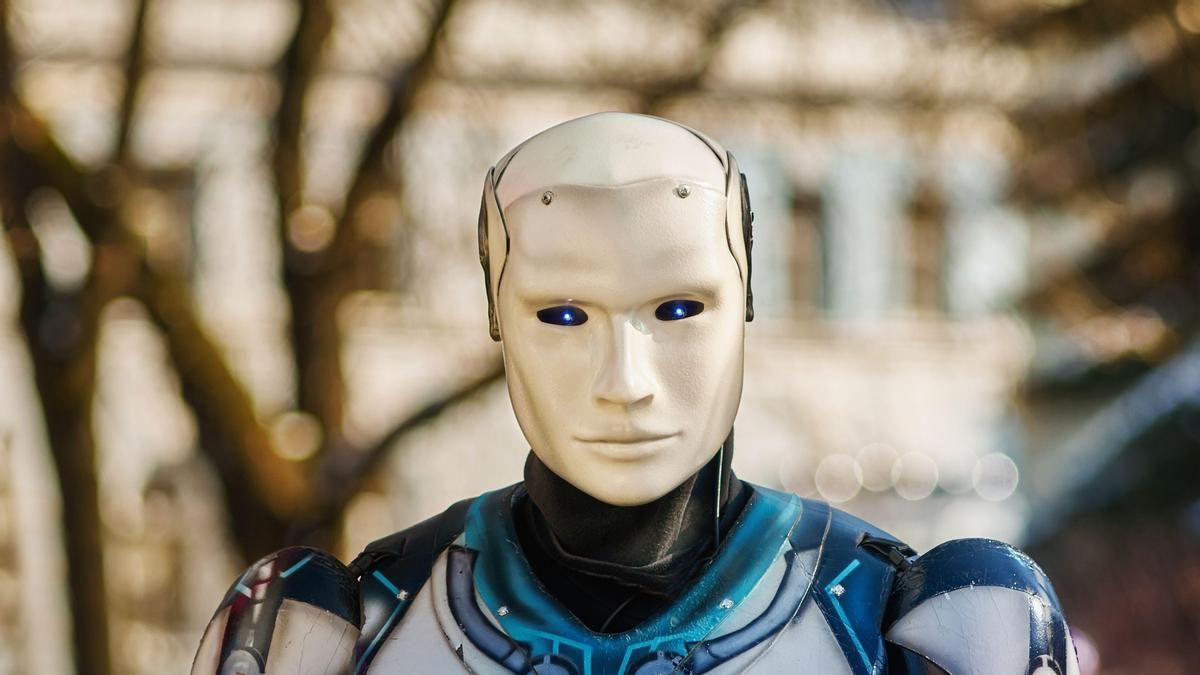 La brecha salarial llega hasta la inteligencia artificial: los agentes masculinos cobran más que los femeninos por el mismo trabajo