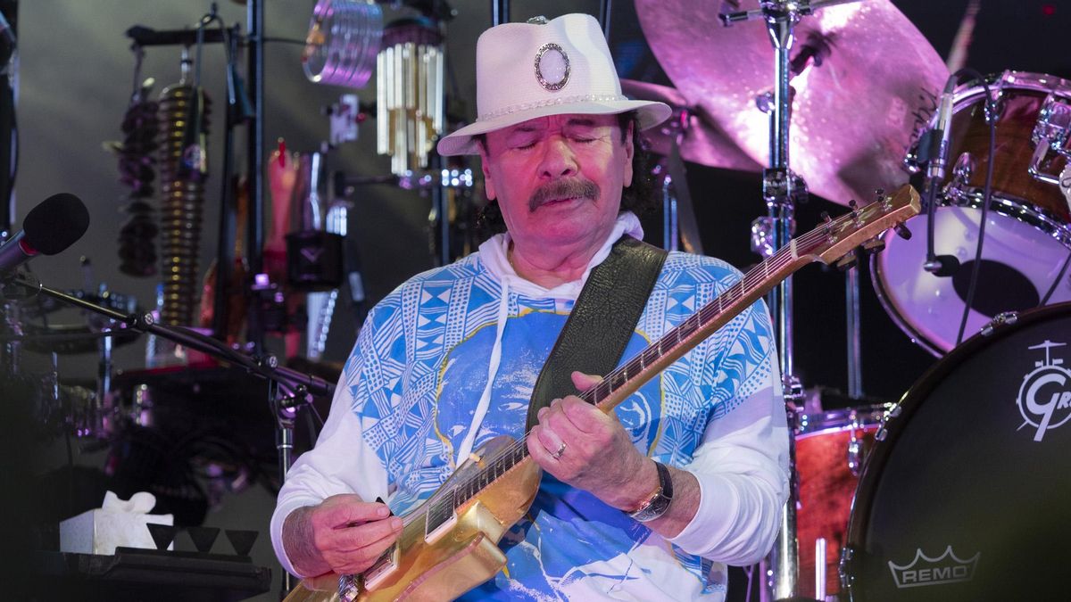 Mientras el cuerpo aguante, Santana nos seguirá fortaleciendo con su música