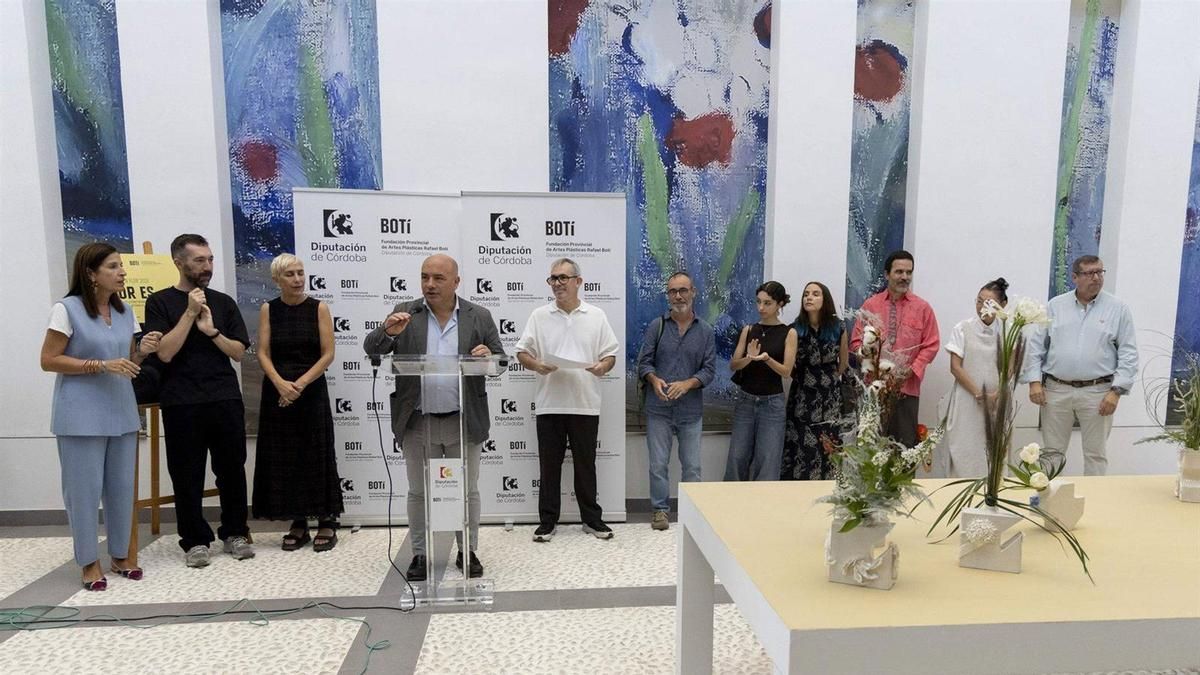 El Centro Botí acoge 'Flor Es' muestra que une la tradición floral y la cerámica de la provincia
