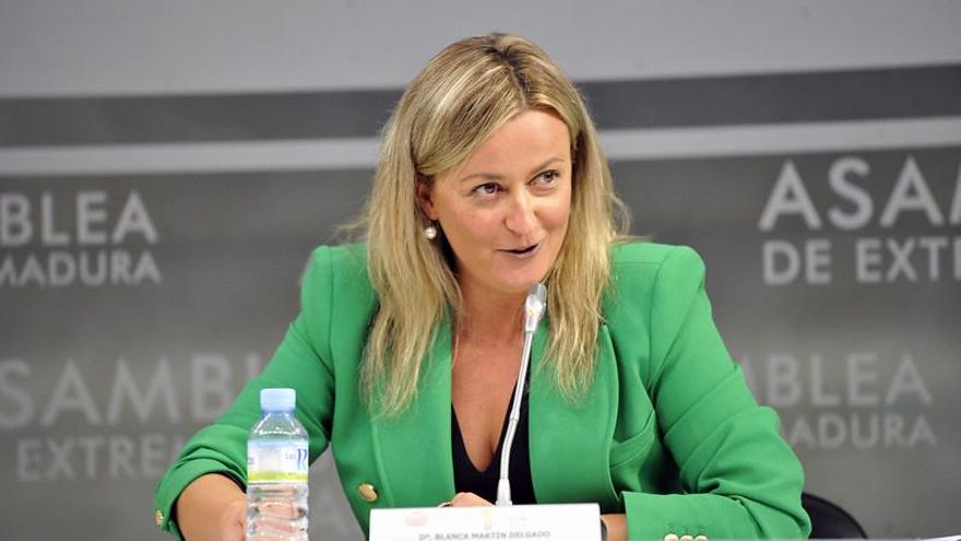 Blanca Martín: "La política funciona con mayúsculas en Extremadura"