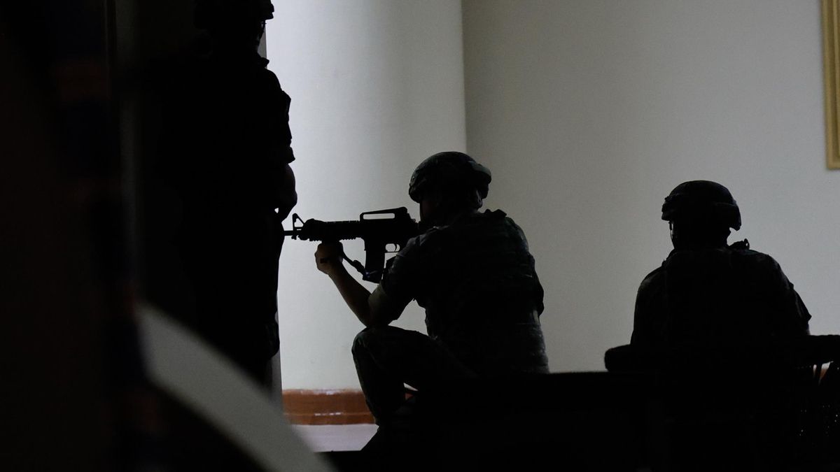 Disparos en el Senado de Filipinas en un operativo para detener a un socio de Duterte buscado por la Corte Penal
