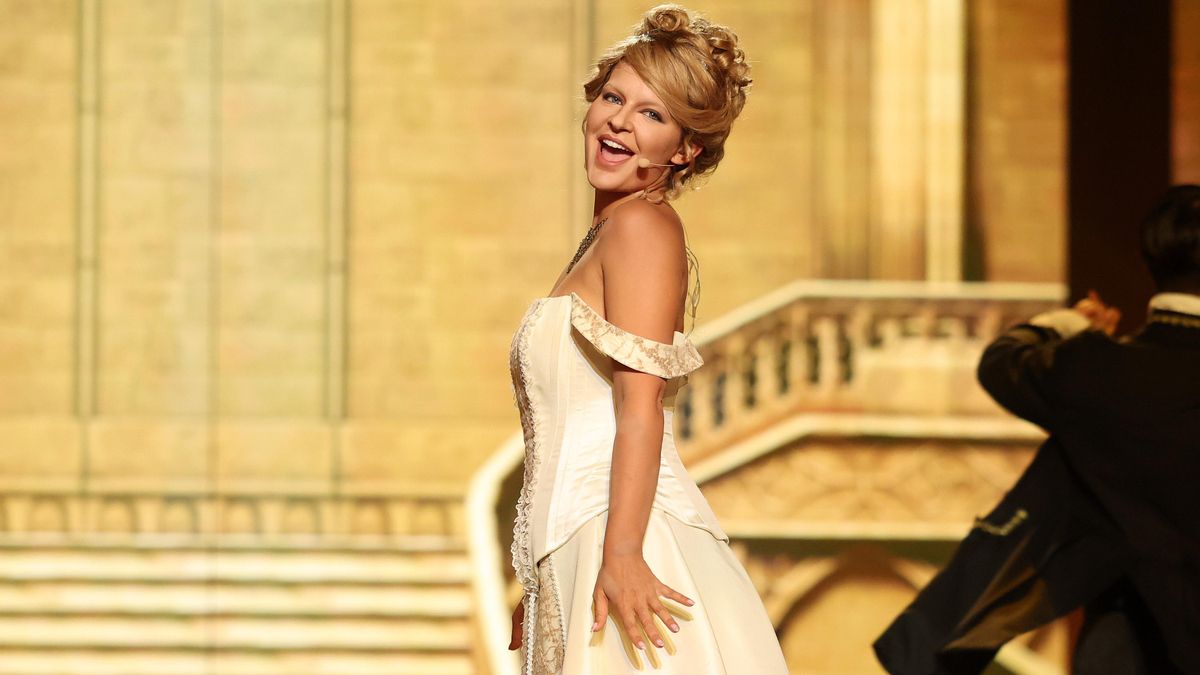 Laura Escanes imita a Taylor Swift en 'Tu cara me suena'