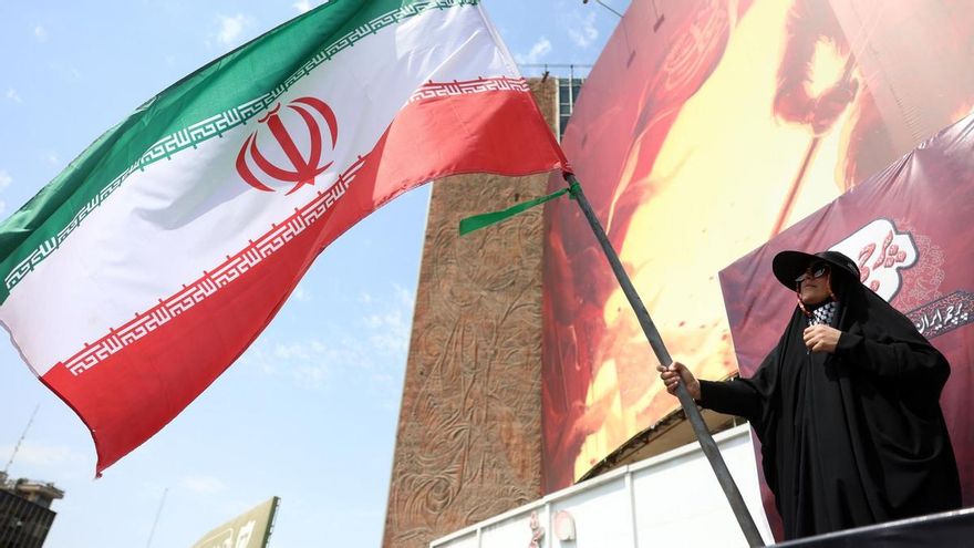 La vida en Irán al paso de la guerra: "He aprendido lo fácil que es que te borren del mundo"