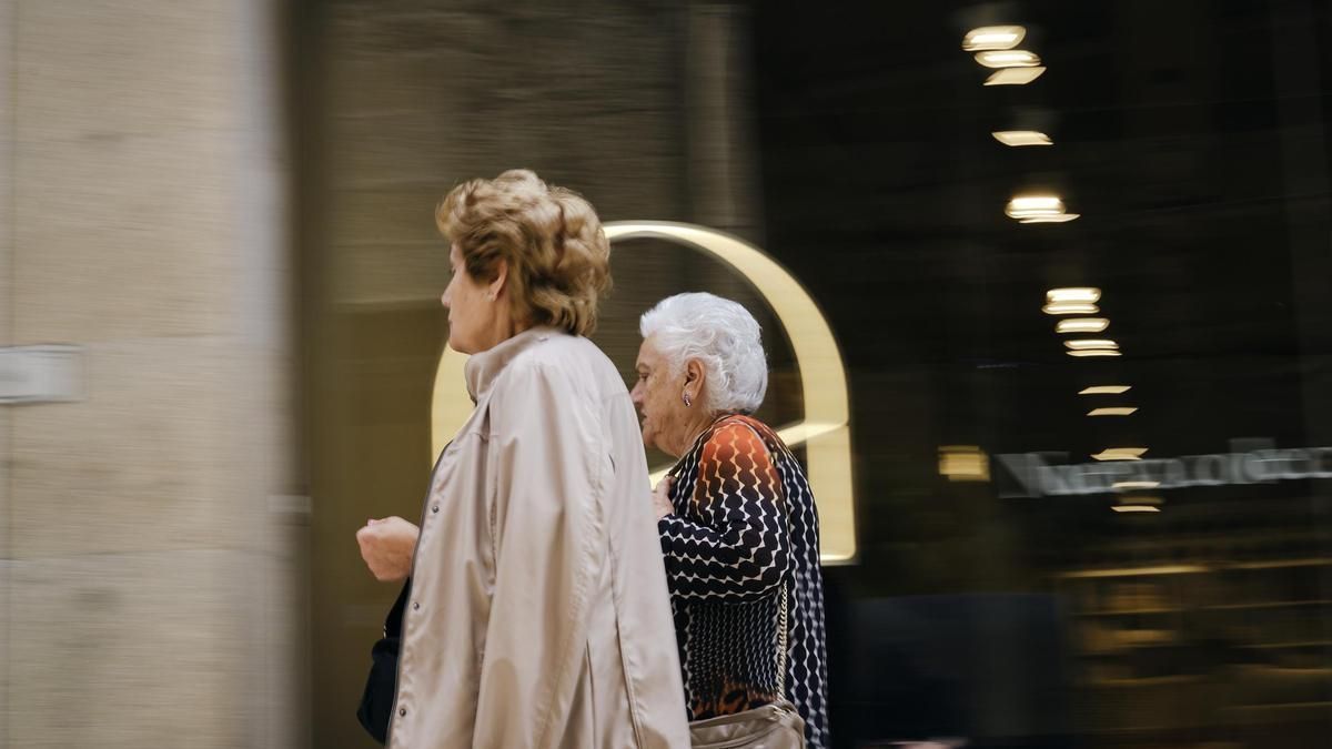 La Agencia Española de Nutrición retira el estudio sobre menopausia basado en datos de hombres y encarga uno nuevo