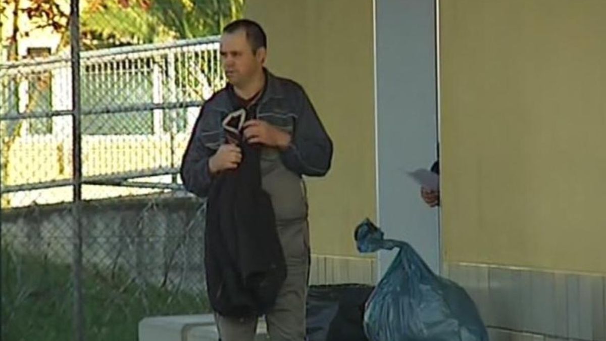 "Tomasín" abandona el centro penitenciario de Asturias, en 2017.