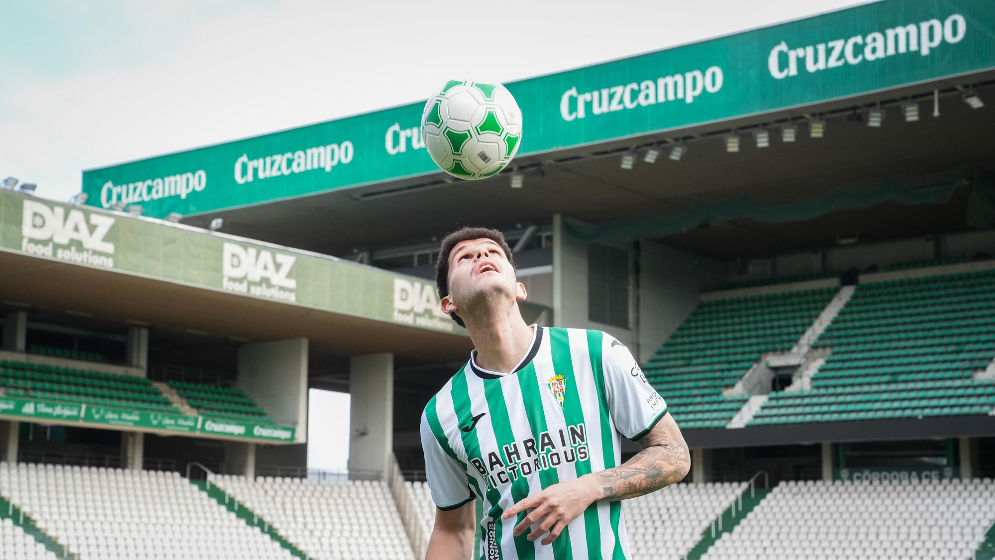 Presentación de Trulli como nuevo jugador del Córdoba CF